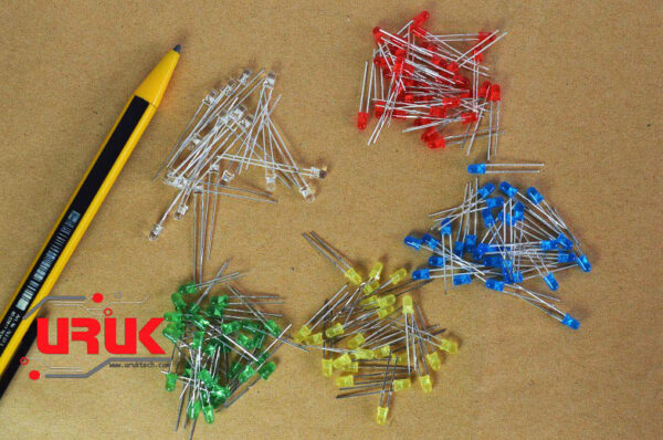 5pcs of 5mm LED - Image 8