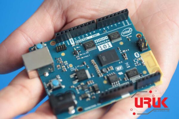 Genuine Arduino 101 - Image 7
